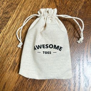 NWT Yoga Toes - Awesome Toes
